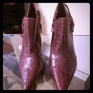 NINE WEST SZ6 BOOTIES